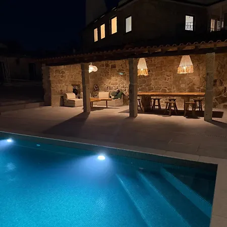 Casa De Lagarinhos Piscina Jacuzzi Jogos Gym - Serra Da Estrela - Seia - Willa