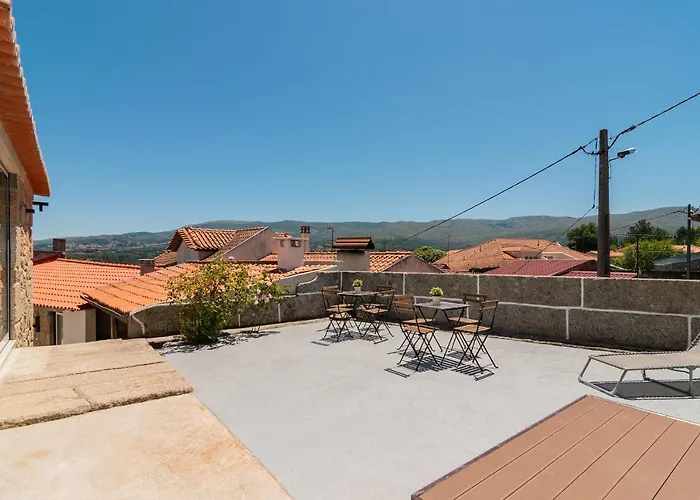 Villa Casa De Lagarinhos Jacuzzi Jogos Gym - Serra Da Estrela - Seia - Gouveia (Guarda)