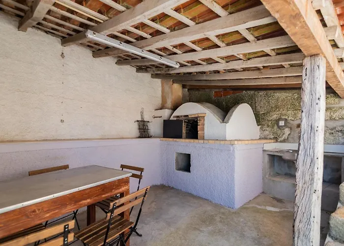 Casa De Lagarinhos Jacuzzi Jogos Gym - Serra Da Estrela - Seia - Villa *